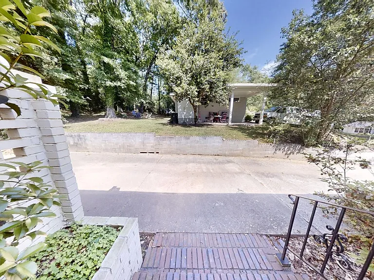 560 Sherwood Dr — Photo 47