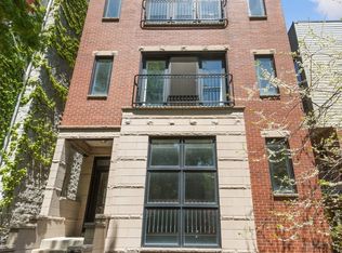 1028 W Newport Ave #2, Chicago, IL 60657