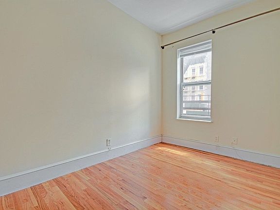 4th image of 247 E 81st St APT 2C