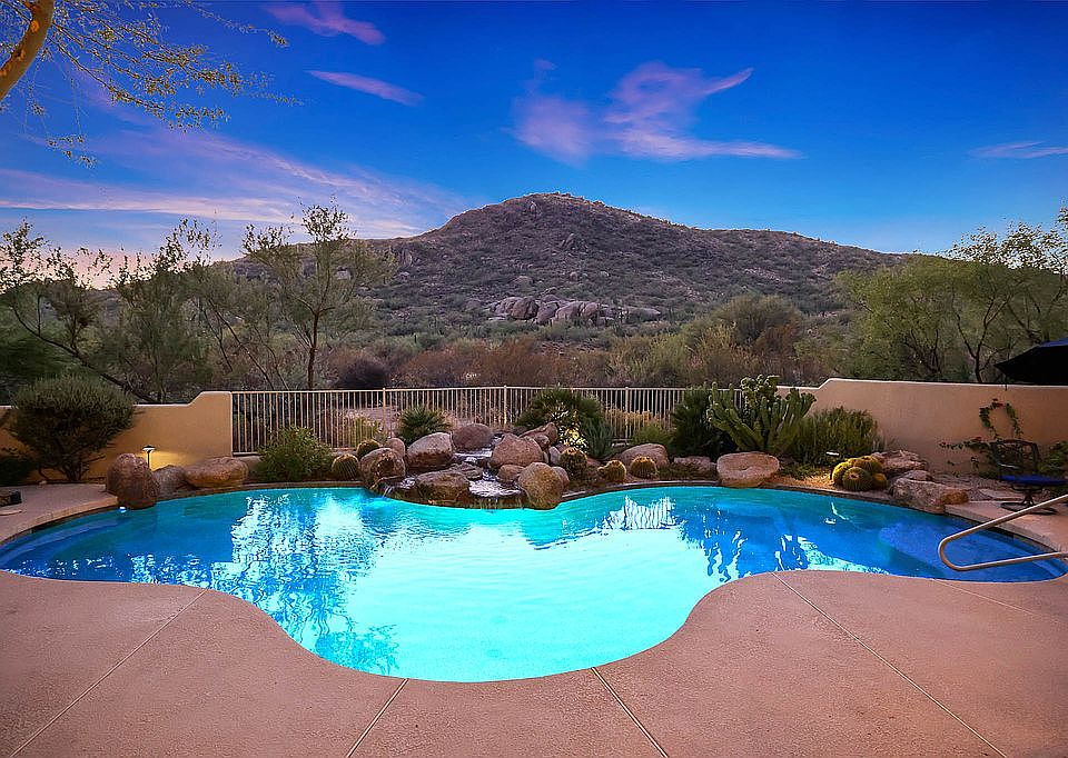 1st image of 8300 E Dixileta Dr Unit 206