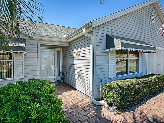 2nd image of 1508 Avila Pl