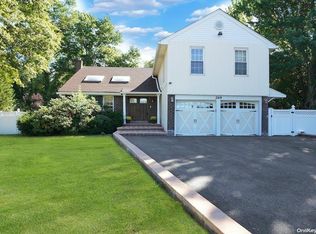 269 Walnut Rd, Glen Cove, NY 11542