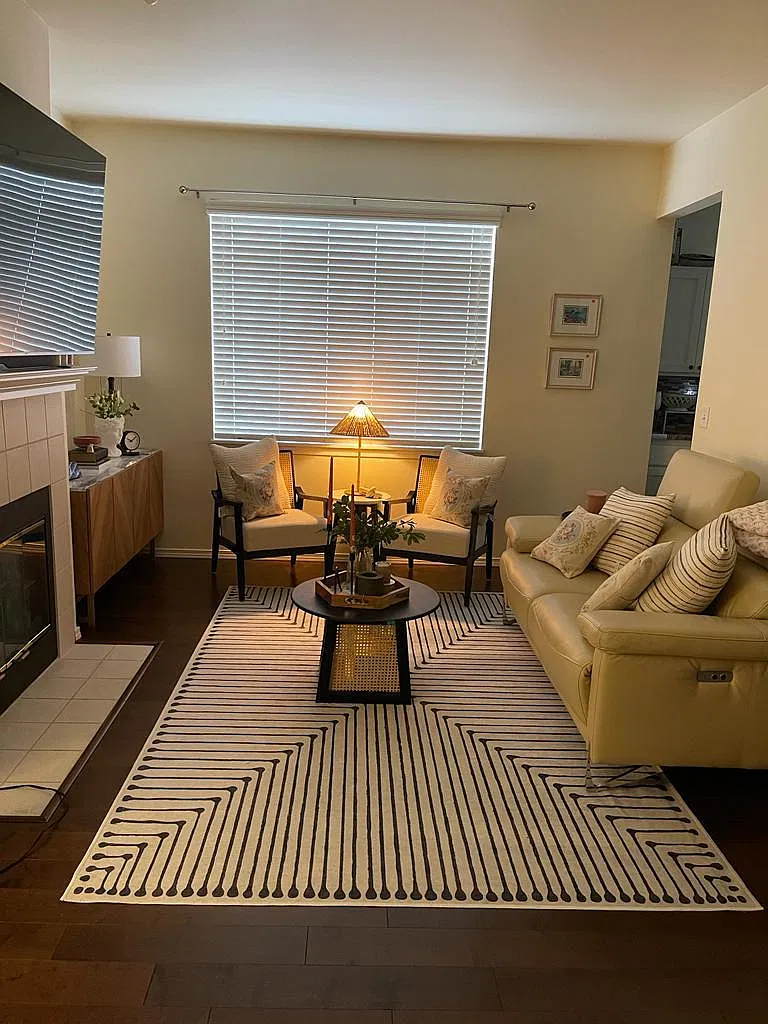 3 bed, 1110 sqft, $3,150 — Photo 3