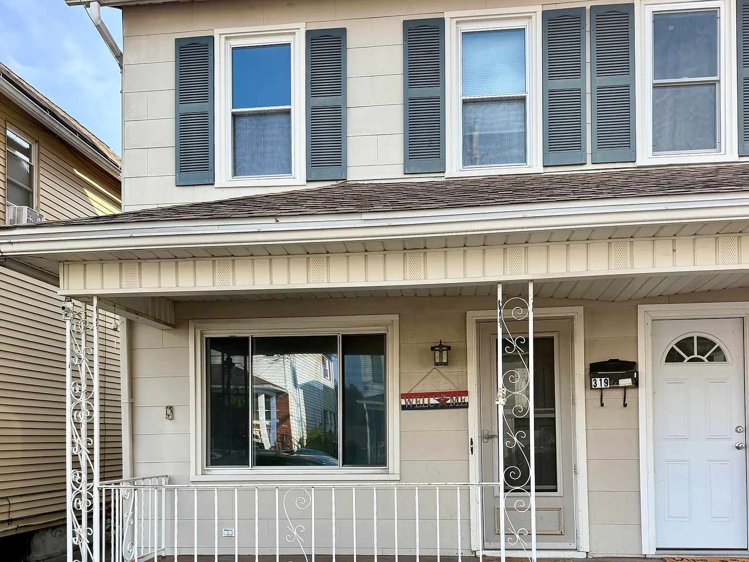 3 bed, 1.5 bath, 1500 sqft, $1,500 — Photo 2