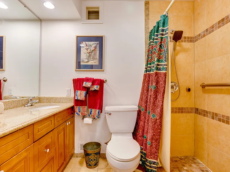 9215 Cherrytree Dr — Photo 31