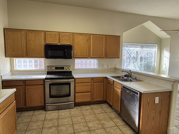 5th image of 1310 Shadowridge Dr