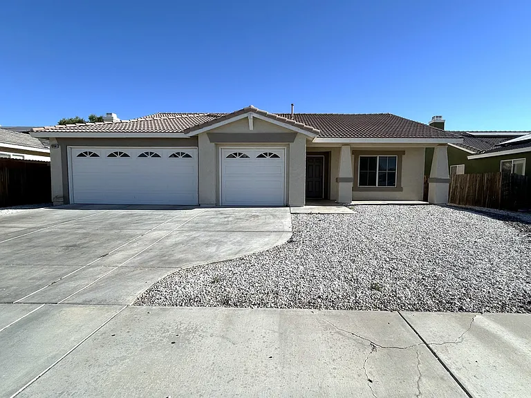 13150 Dos Palmas Rd — Photo 1