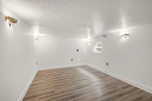 153 Florentia St — Photo 12