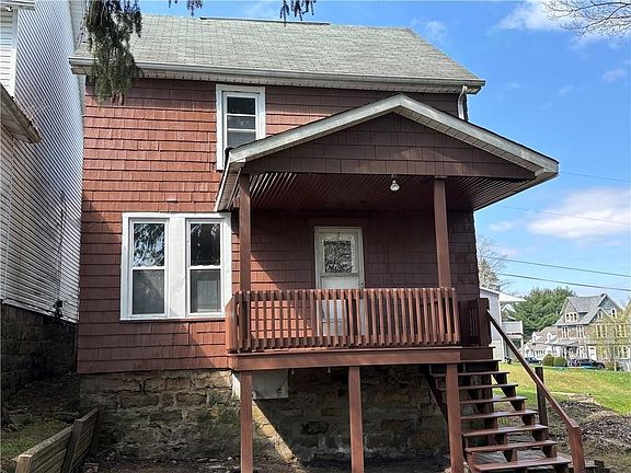 5th image of 126 Welsh St