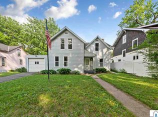 1617 N 4th St, Mankato, MN 56001