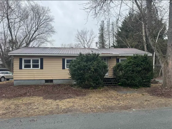 158 Horseshoe Avenue, Hartford, VT 05088