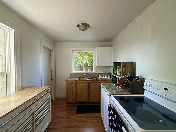 4th image of 36 S K St