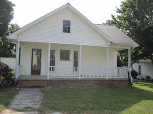 304 N High St, Adairville, KY 42202