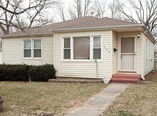 208 W 7th St, Cameron, MO 64429