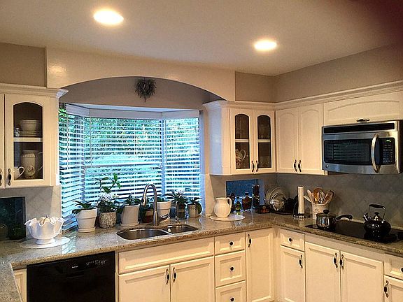 5th image of 16027 Glenbrook Knoll Ln