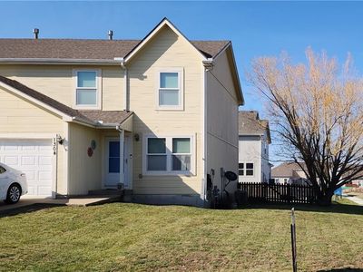 1304 S 5th St E, Louisburg, KS, 66053