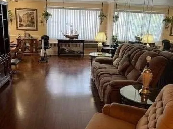 84-29 153rd Ave #3J, Howard Beach, NY 11414