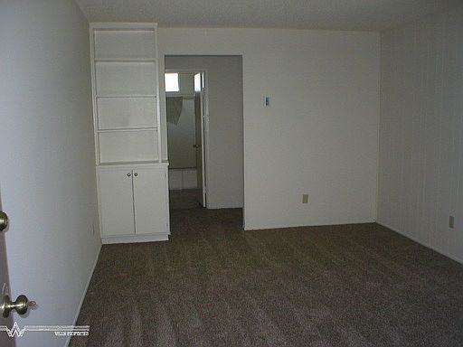 4th image of 4338 Illinois St APT 2
