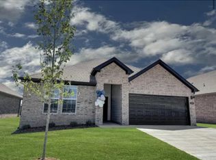 105 Mikah Dr, Maumelle, AR 72113