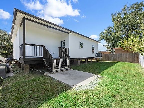 3rd image of 2616 Guerra Dr