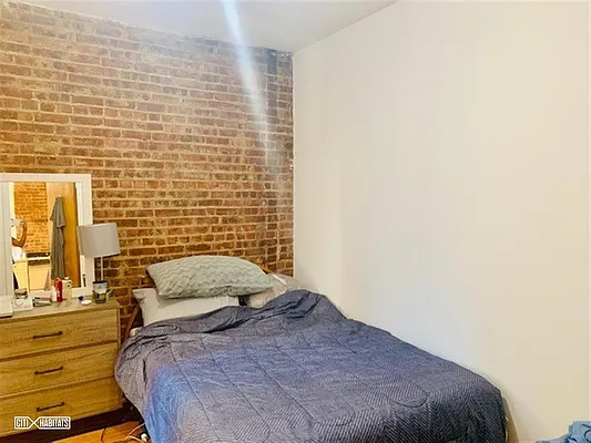 Rented by Citi Habitats | media 17