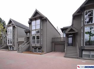 1142 N 66th St, Omaha, NE 68132