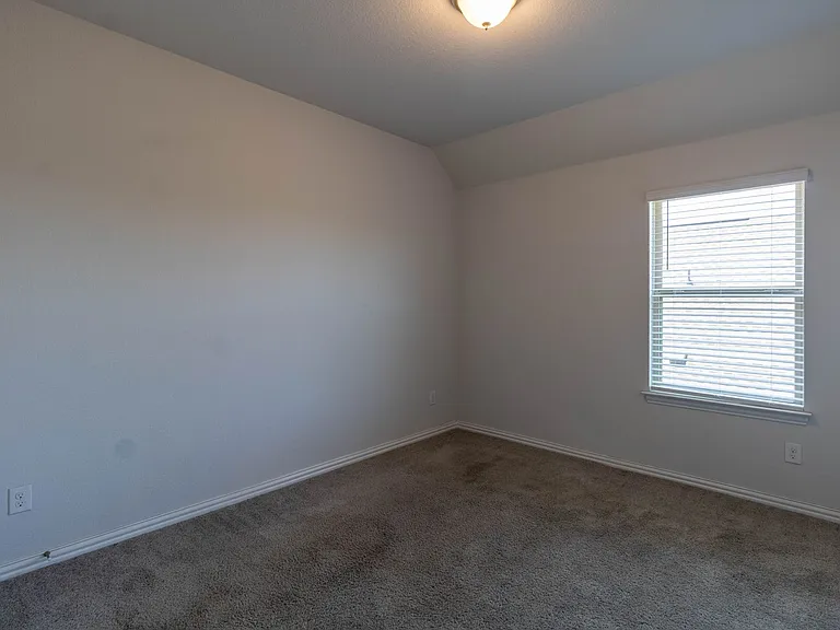 19337 Pilton Dr — Photo 39