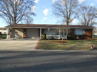 155 N 7th St, Breese, IL 62230