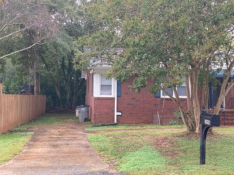 109 Rodney Ave #B — Photo 3