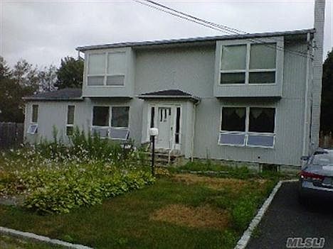 2nd image of 81 Gladys St