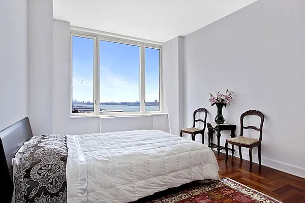 Sold by Nest Seekers International | media 13