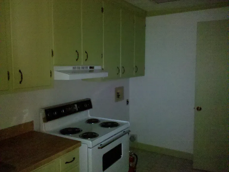 300 W Broome St #200 — Photo 6