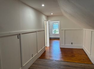 43 Tweed St FLOOR 3, Pawtucket, RI 02861
