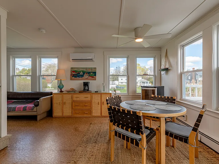 24 Shore Dr — Photo 10