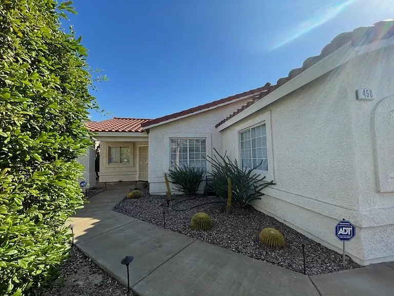 450 Richgold St — Photo 5