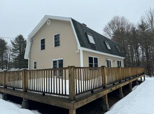 526 Commonwealth Ave, Ludlow, VT 05149