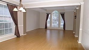 2nd image of 10912 Huntington Rd