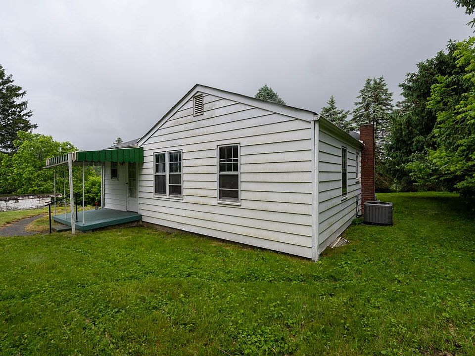 1153 Yanks Ln, South Park, PA 15129 | MLS #1702690 | Zillow