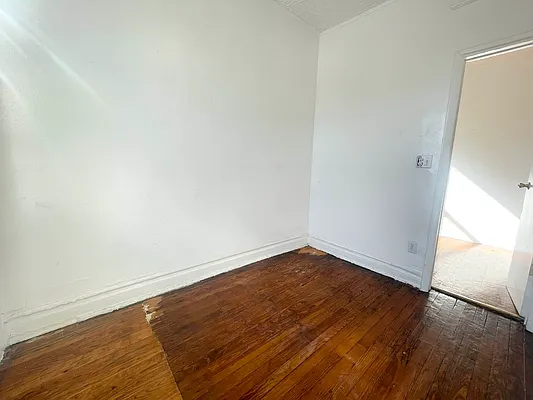 Rented by Pear NYC LLC | media 27