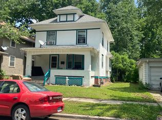 1252 SW Mulvane St, Topeka, KS 66604