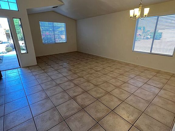 4th image of 3648 W Sunbonnet Pl