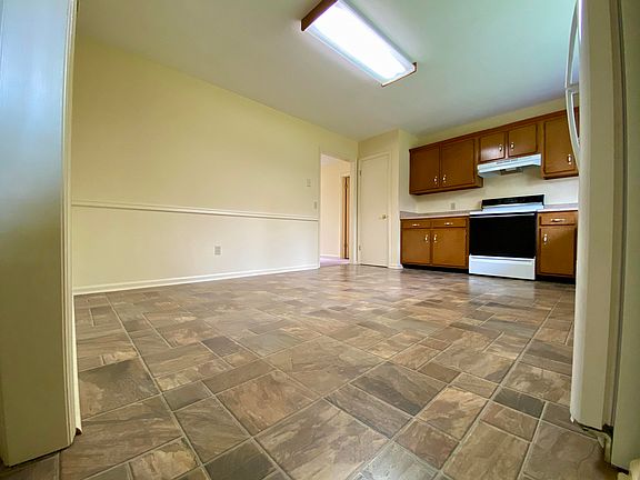 5th image of 6424 Plantation Dr
