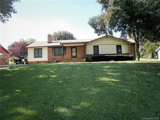 1st image of 208 Monica Ln