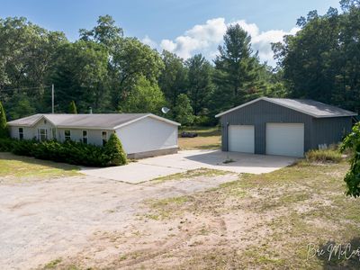 1634 S Chatterson Rd, Muskegon, MI, 49442