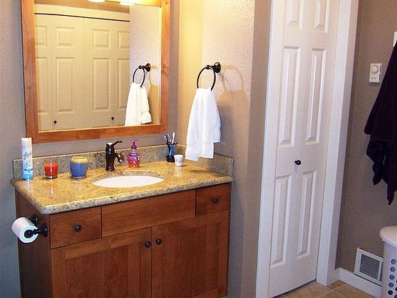 3rd image of 50550 Us Highway 93 APT 1