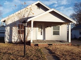 1410 W 6th St, Coffeyville, KS 67337