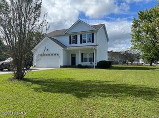 208 Rudolph Lane, Hubert, NC 28539