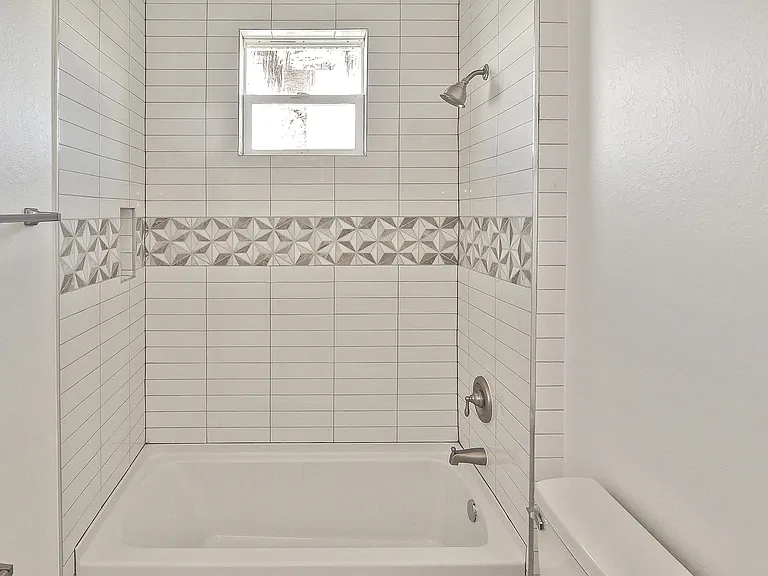 3034 Price Ave — Photo 12