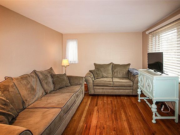 4th image of 164 Gill Hall Rd