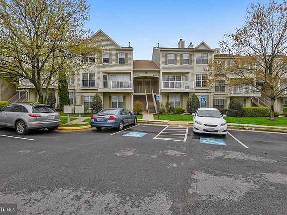 2nd image of 8230 Catbird Cir Unit 301